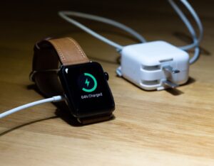 how to charge apple watch without charger